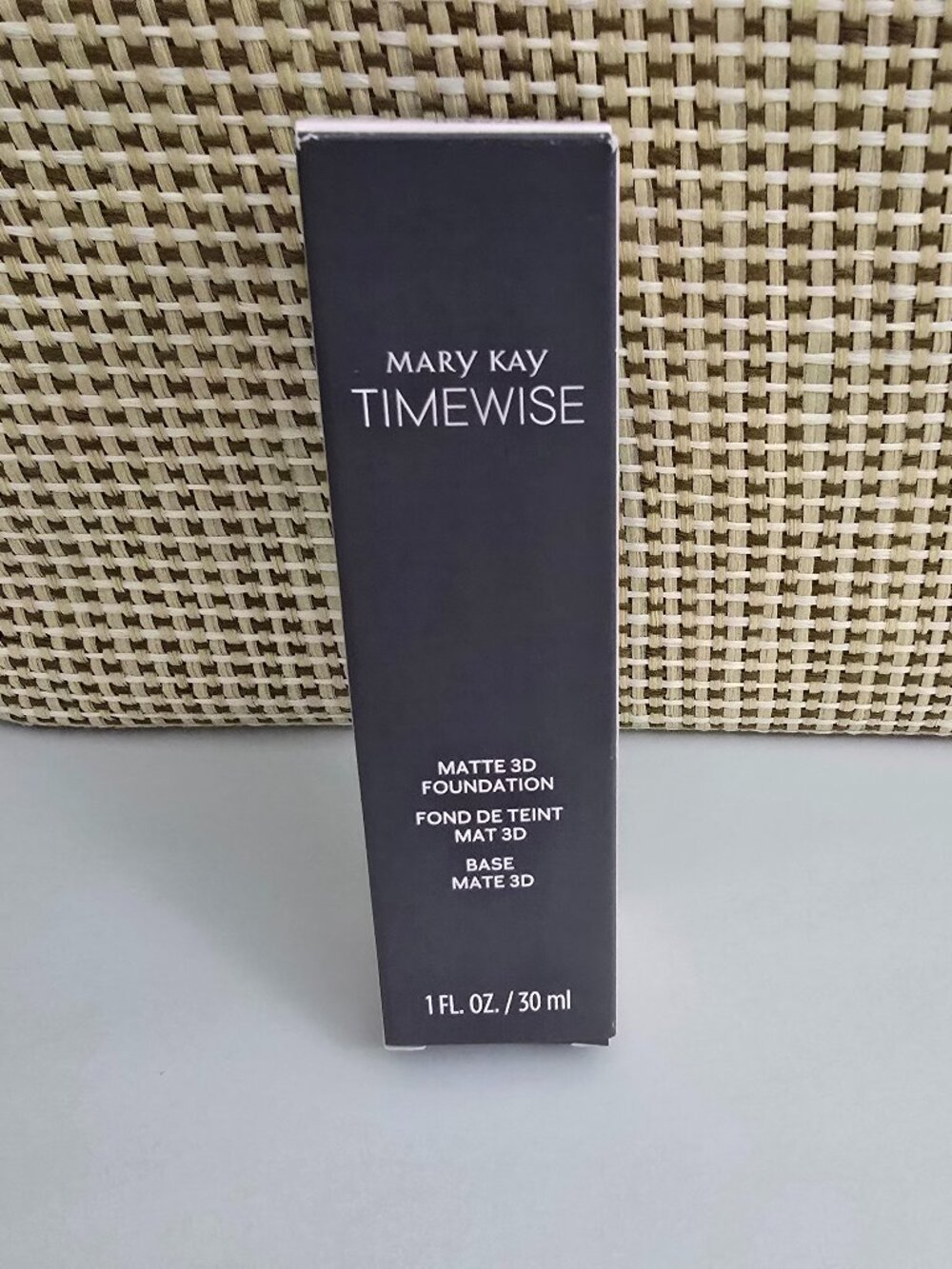 Mary Kay Timewise Matte 3D Foundation Bronze W 100